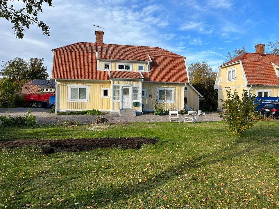 Lovisas Stuga Vadstena Esterno foto